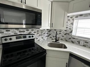 1520 NE 56th St, Fort Lauderdale, FL 33334