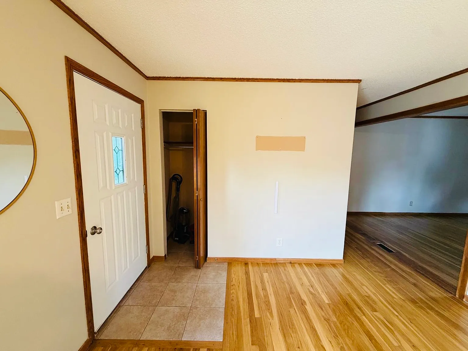 3 bed, 1856 sqft, $2,700 — Photo 4