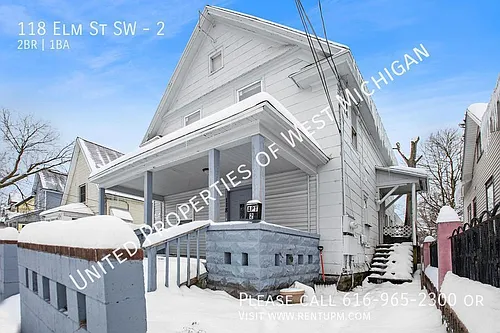 118 Elm St SW #2 Photo 1