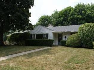 1202 N Sheridan Rd, Waukegan, IL 60085