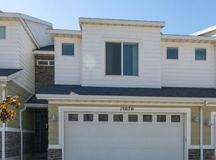 15070 S Bright Stars Dr, Bluffdale, UT 84065