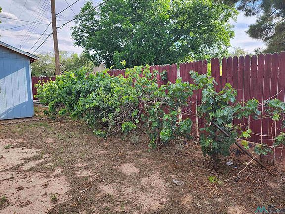 3rd image of 3204 Bandolina Ave