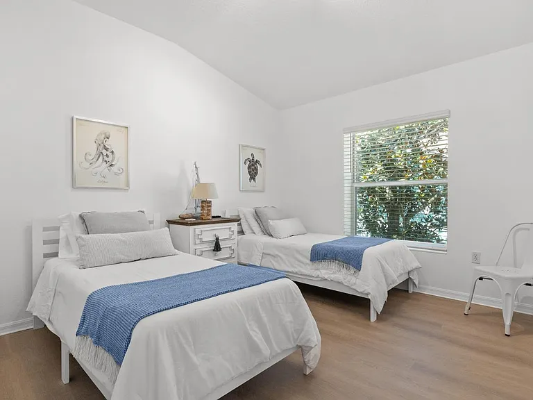 3137 Sun Lake Ct #B — Photo 13