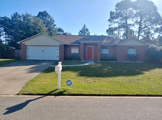 2700 Riverside Landing Dr, Navarre, FL 32566