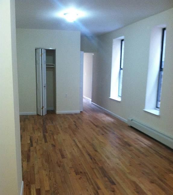 1st image of 300 Manhattan Ave APT 5C