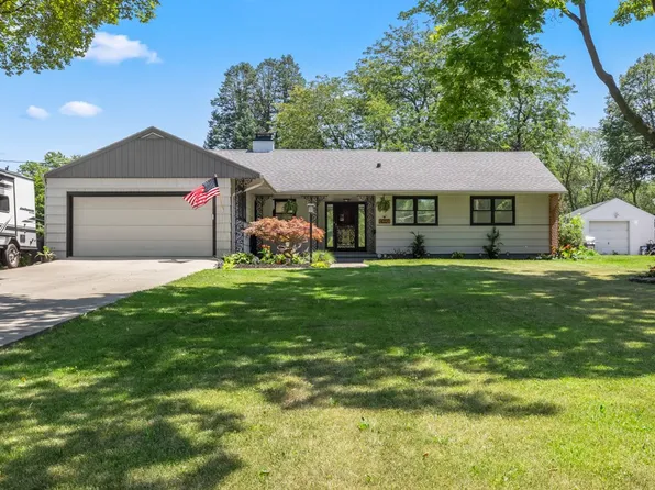 4059 Beaver Ave, Des Moines, IA 50310