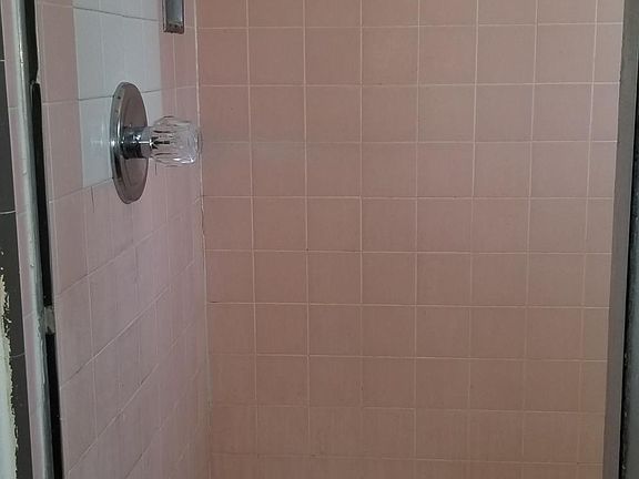 2nd image of 3208 Cadillac Dr APT 6