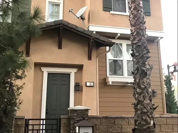 14544 Newport Ave Unit 1, Tustin, CA 92780