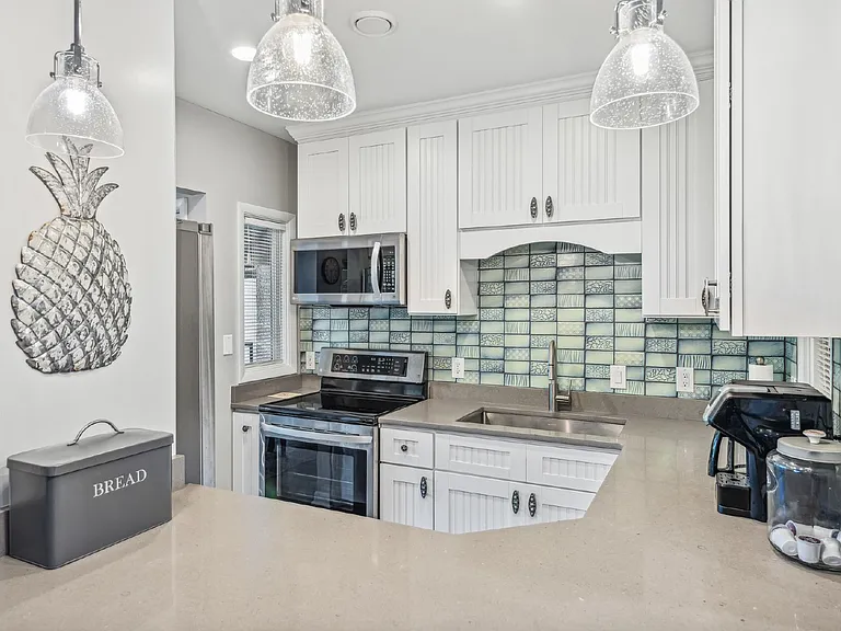 3 Shelter Cove Ln #7438 — Photo 7