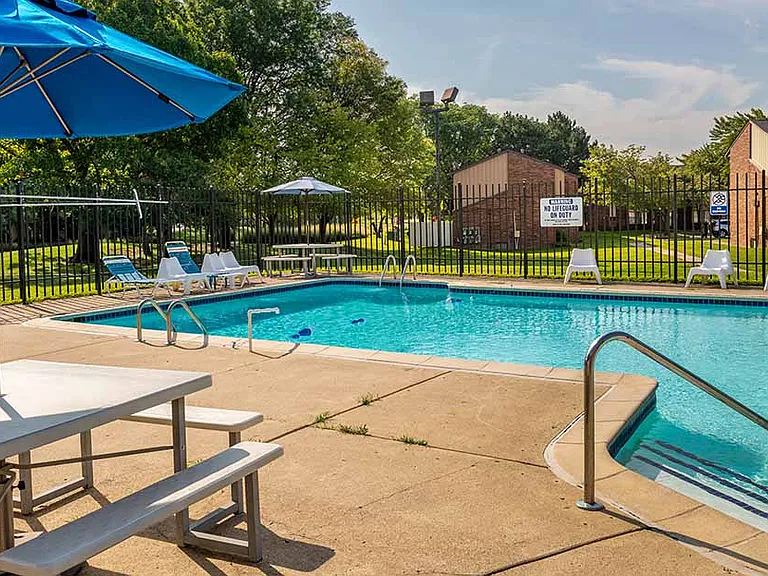 Cityside resident pool area