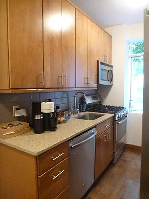 Rented by Bank Neary | media 10