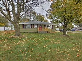 6020 Verona Dr, Decatur, IL 62521