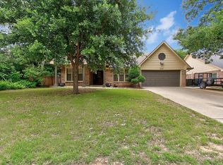 3220 Timberview Dr, Corinth, TX 76210