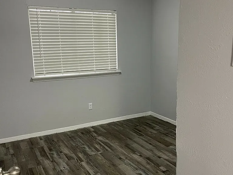 Villa Ladera Apartments — Photo 9