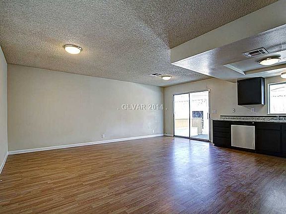 5th image of 1806 Beesley Dr