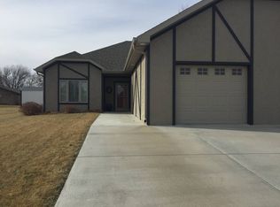 1303 Sunrise Cir, Superior, NE 68978