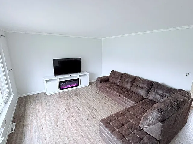 1422 Brookside Dr — Photo 7