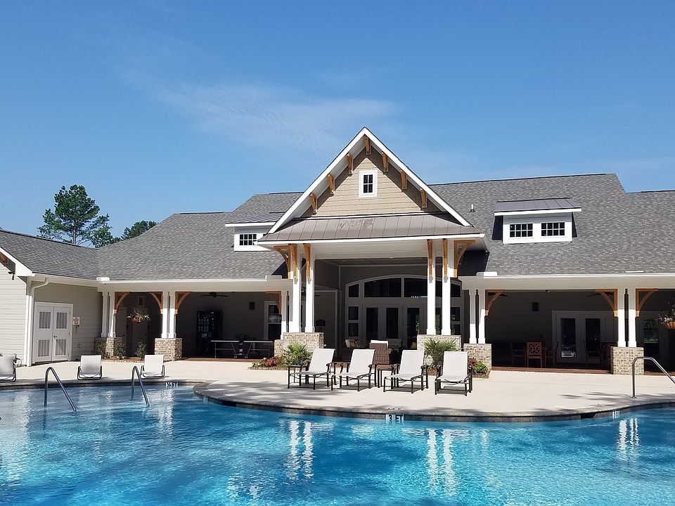 Clubhouse and Pool