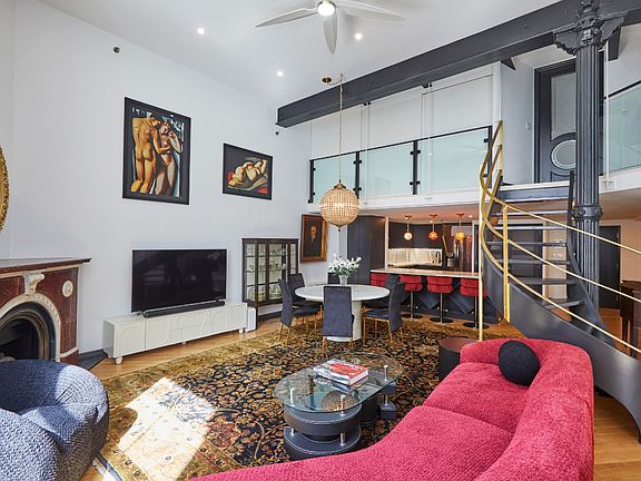 4th image of 121 W 20th St APT 4F