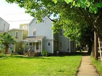 2nd image of 105 E Campbell St