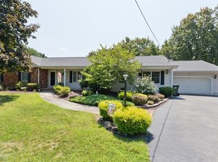 4 Drift Rd, Freehold, NJ 07728