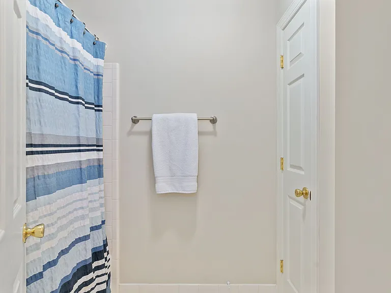 12015 Bexley Ct — Photo 20