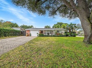 2011 N 56th Way, Hollywood, FL 33021