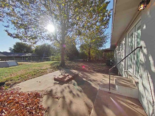 2439 NW 42nd St, Lawton, OK 73505