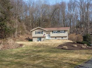 38 Musket Ridge Rd, New Fairfield, CT 06812