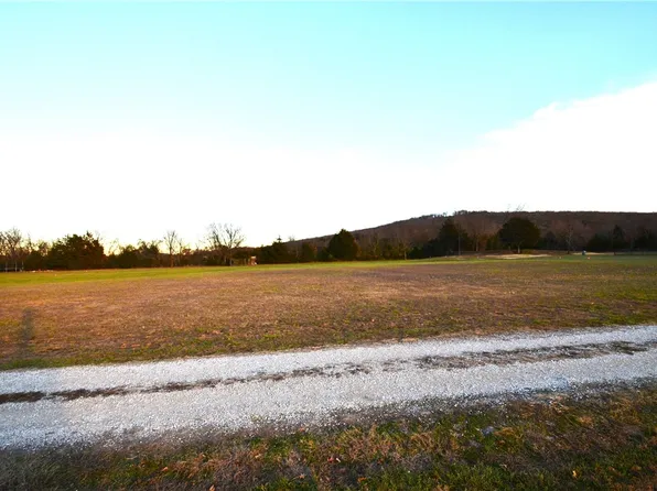 Dead Horse Mountain Rd, Fayetteville, AR 72701