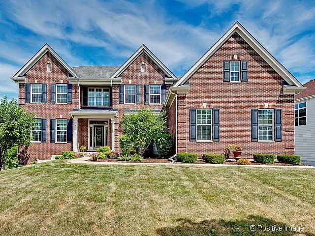 1st image of 3328 Noble Dr