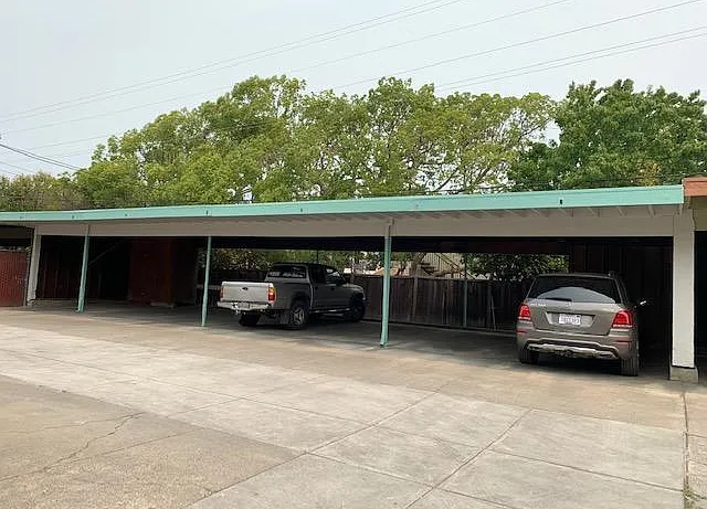 Roewill Dr — Photo 3
