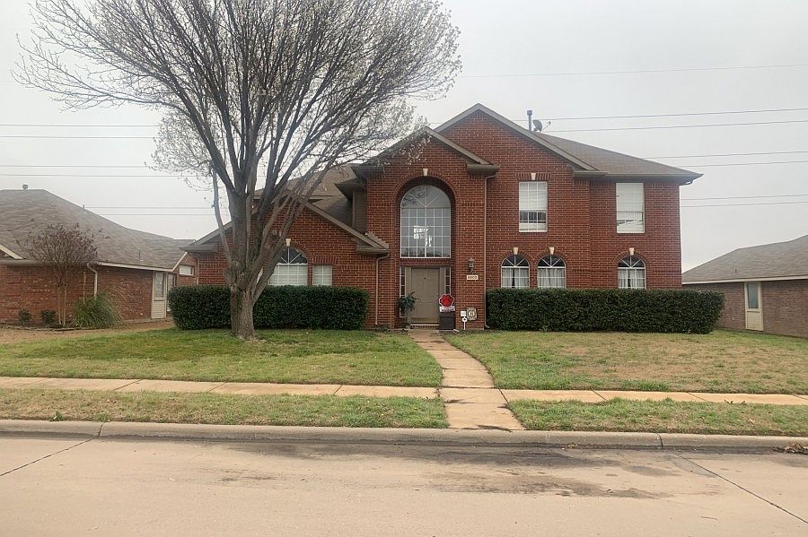 1st image of 8502 Arcadia Dr