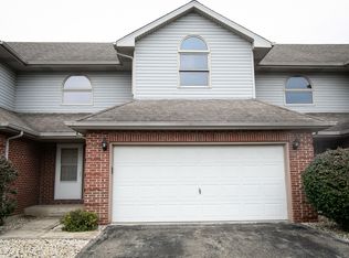 2202 Jasmine Dr, Crest Hill, IL 60403