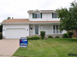 11413 S 44th Avenue Cir, Papillion, NE 68133