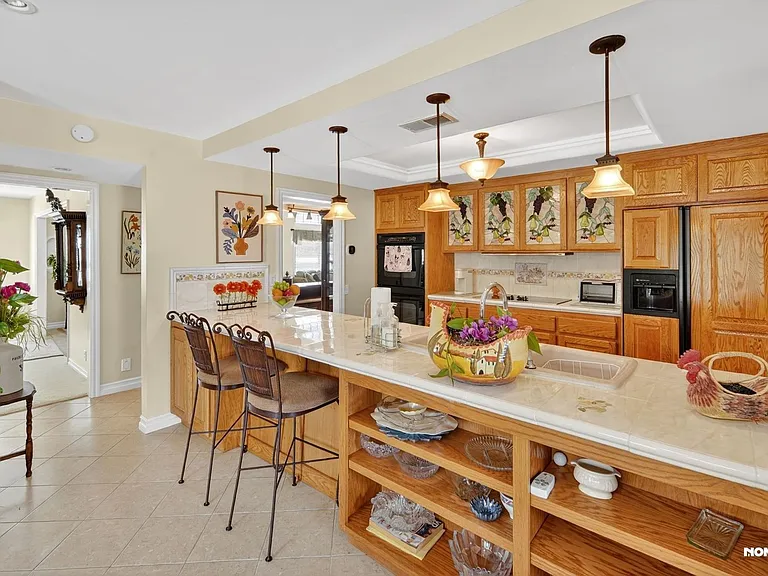 10317 Oak Ranch Ln — Photo 8