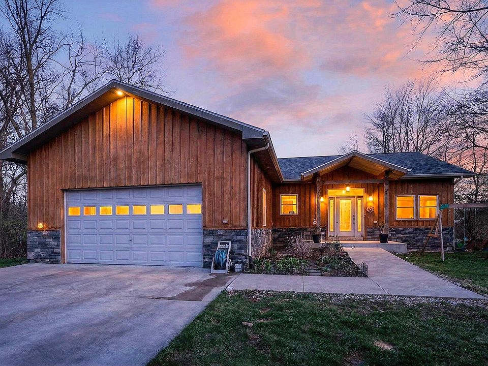 1st image of 23536 Forest Shores Dr