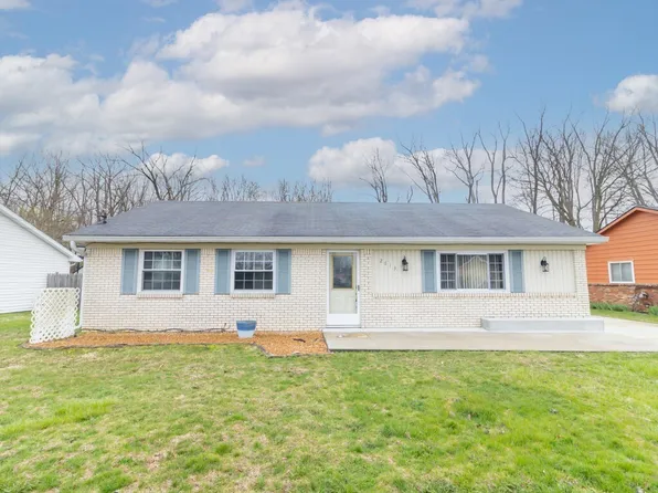 2613 W Oliver Dr, Muncie, IN 47302