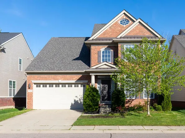 27123 Victoria Rd, Novi, MI 48374