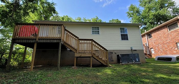 2nd image of 3818 Knott Ave