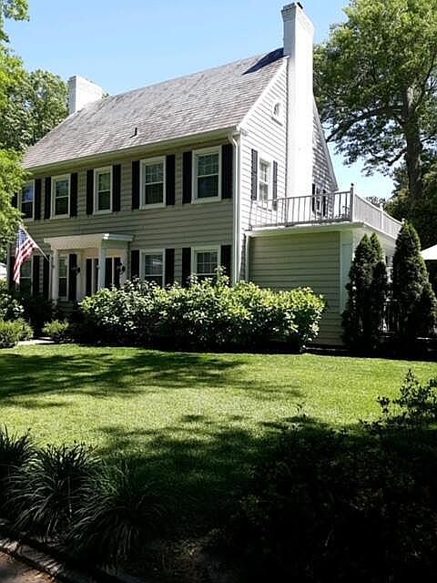 1st image of 1415 Trouville Ave
