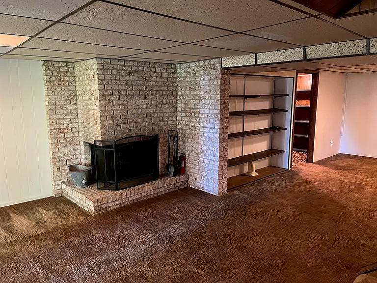 208 Doud Dr — Photo 31