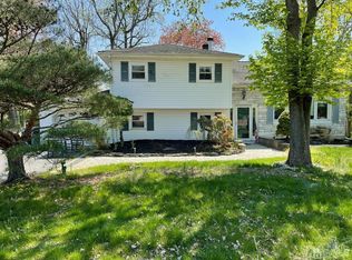 225 Gordon Rd, Matawan, NJ 07747