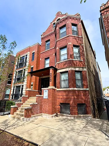 2315 N Leavitt St #3F Photo 1