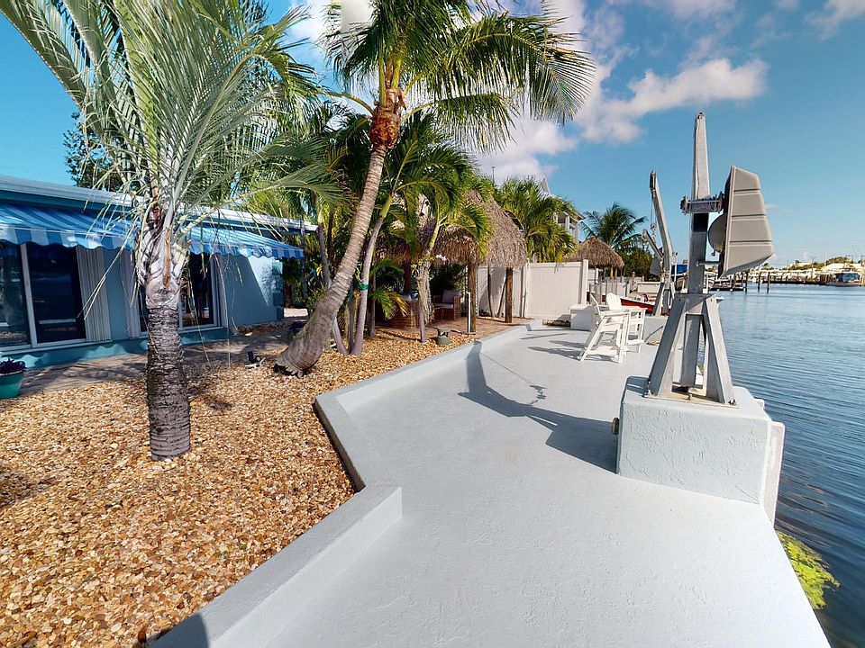 1st image of 151 Plantation Ave
