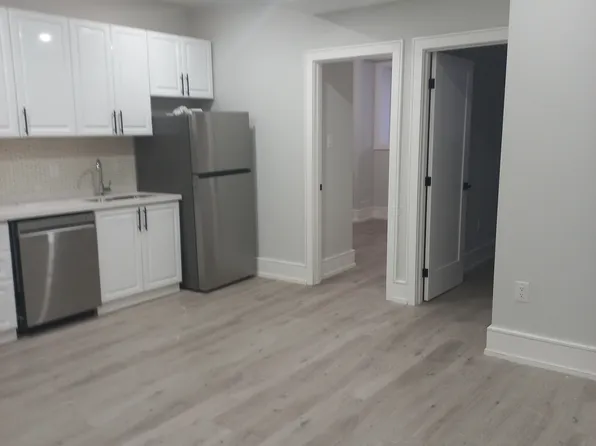 17 Malta St, Toronto, ON M1N 2L2