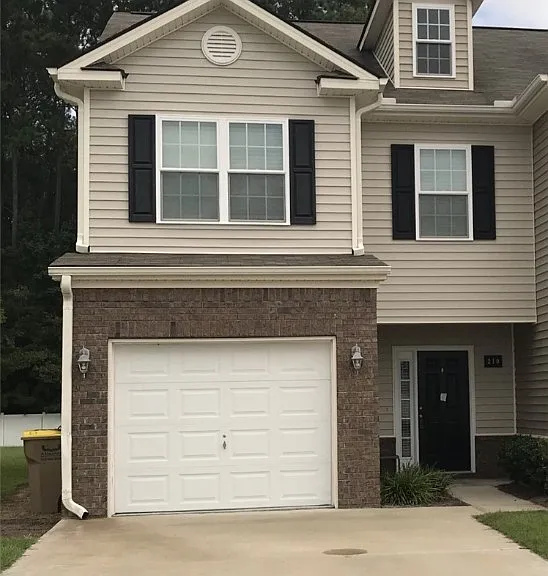 210 Canyon Oak Loop — Photo 1