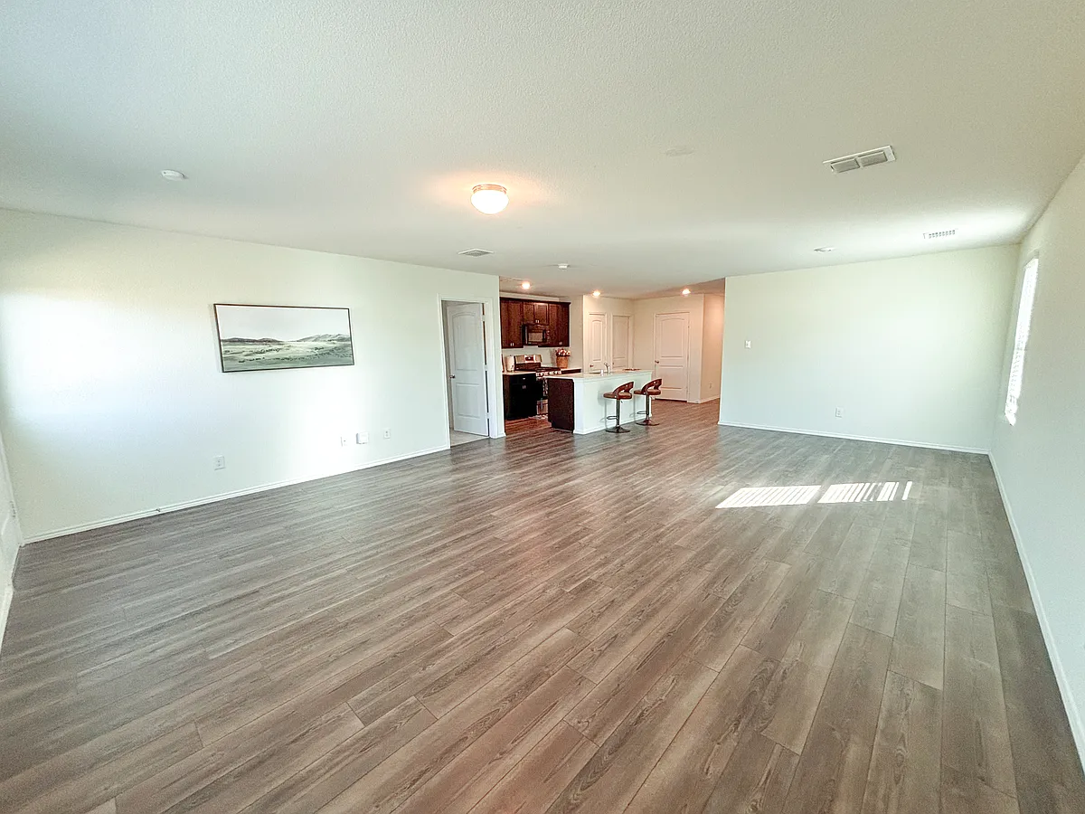 Building Photo - 1614 Westfall Dr