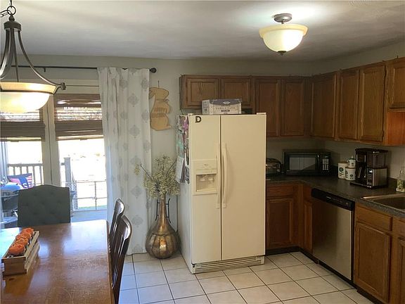 5th image of 47 Morgan Ave APT 42
