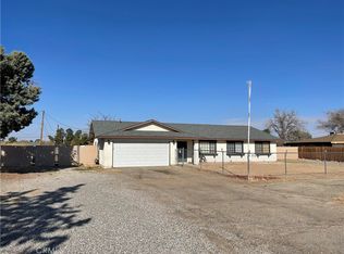 13890 Jicarilla Rd, Apple Valley, CA 92307